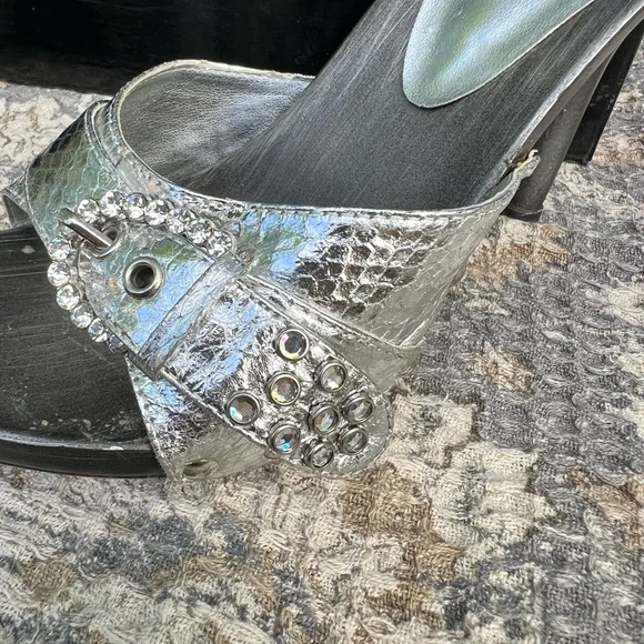 Vintage BeBe Carmen Heels - Size 5 - Picture 6 of 17